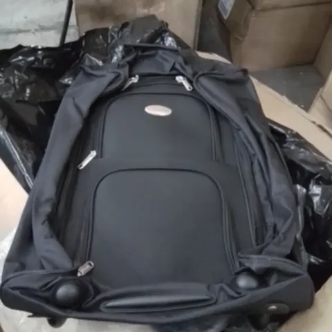 BOX CONTAINING APPROXIMATELY 10 LIGHTWEIGHT TRAVEL CASES