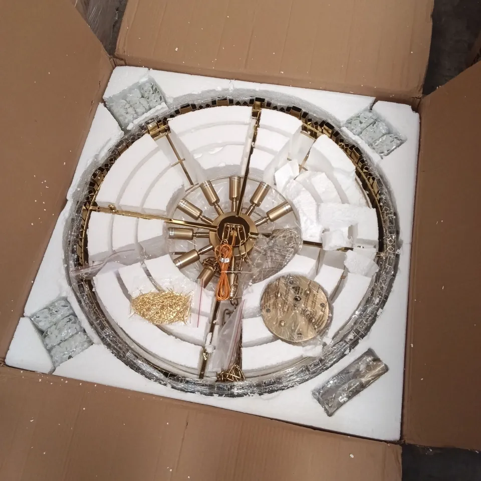 BOXED CHANDELIER - GLASS/GOLD (1 BOX)