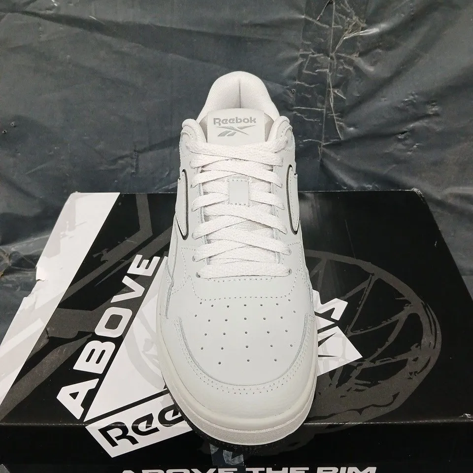 BOXED PAIR OF REEBOK ATR CHILL TRAINERS - UK SIZE 7