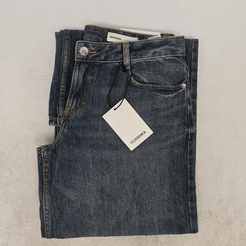 BERSHKA WIDE LOW WAIST TALL JEANS IN BLUE SIZE UK 12