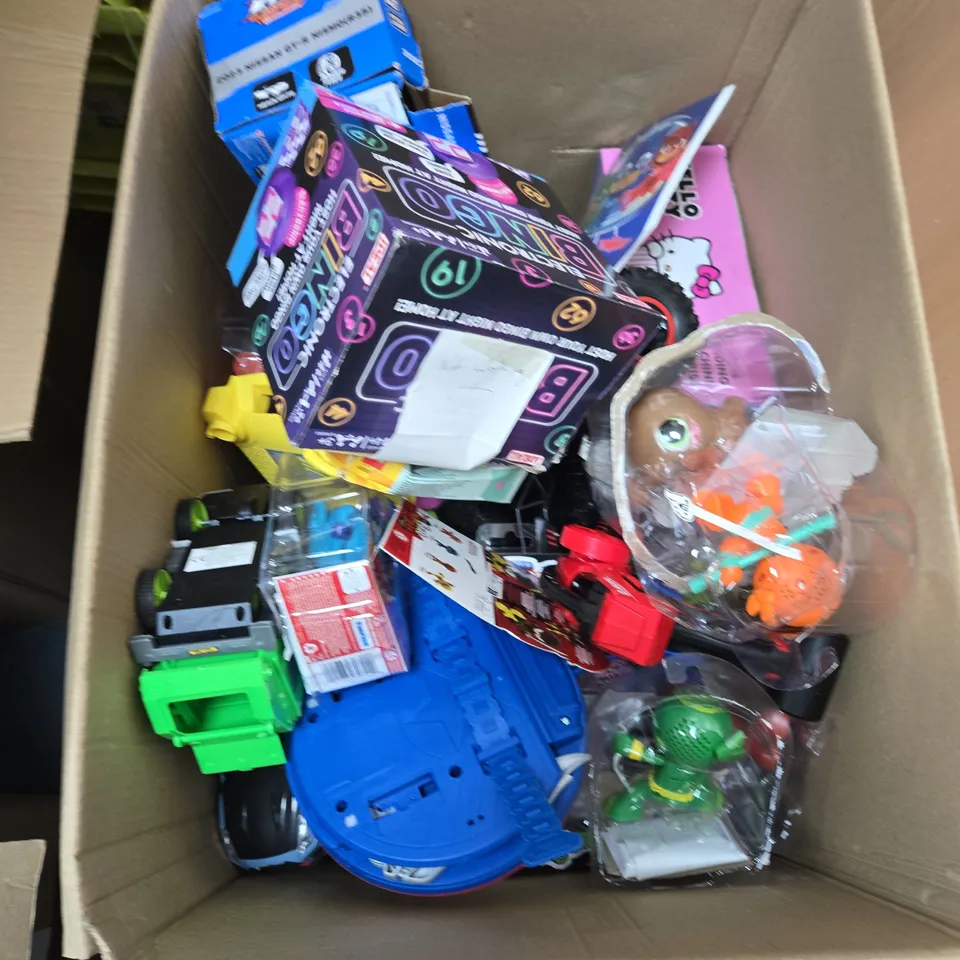 BOX OF APPROXIMATELY 10 ASSORTED TOYS INCLUDING ELECTRONIC BINGO, LEGO EASTER BUNNY AND CHICK EGG HUNT AND KOOL SPEED 2023 NISSAN GT-R NISMO (R35)
