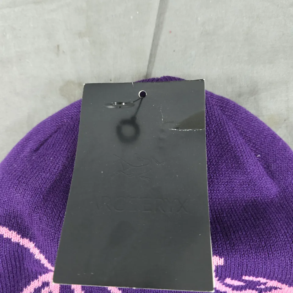 ARC'TERYX KNIT BEANIE – PURPLE WITH PINK LOGO