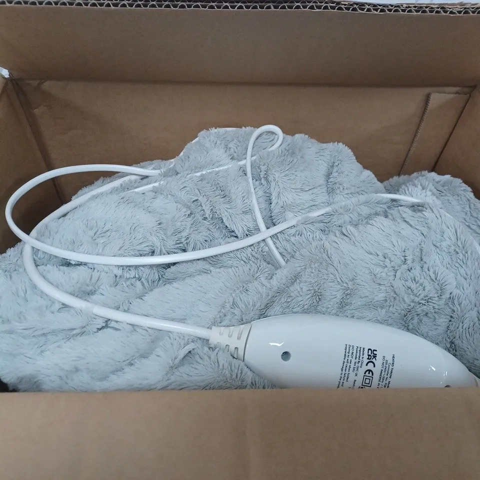 COZEE HOME VELVETSOFT HEATED THROW IN LIGHT GREY