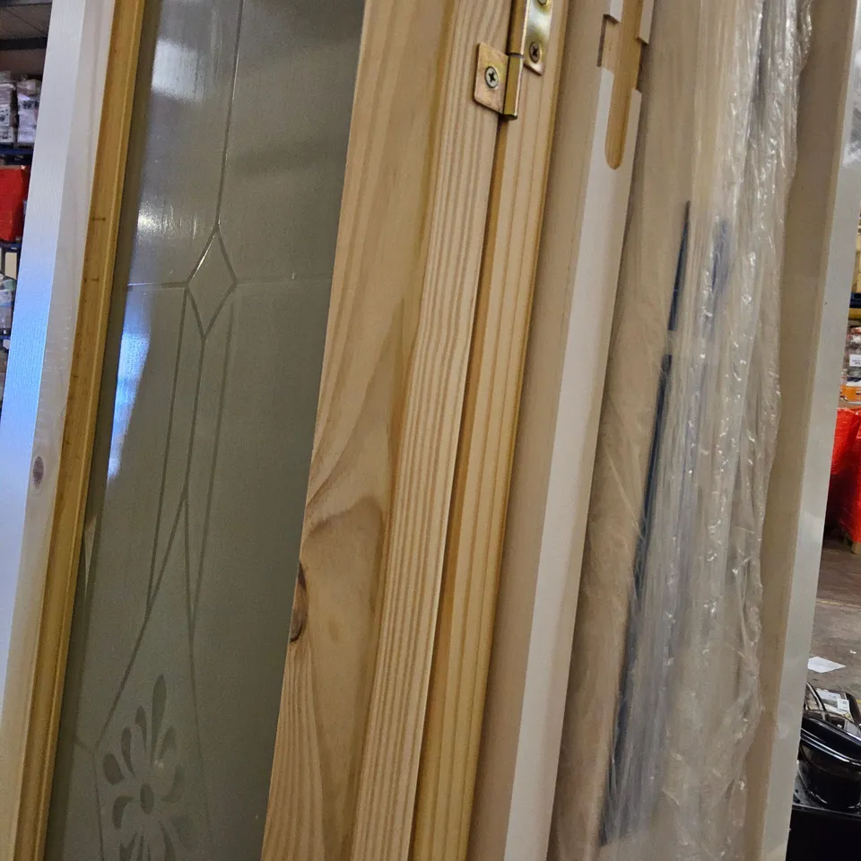 KNOTTY PINE 4 PANEL HALF GLAZED BIFOLD INTERNAL DOOR NO SIZE SPECIFIED 