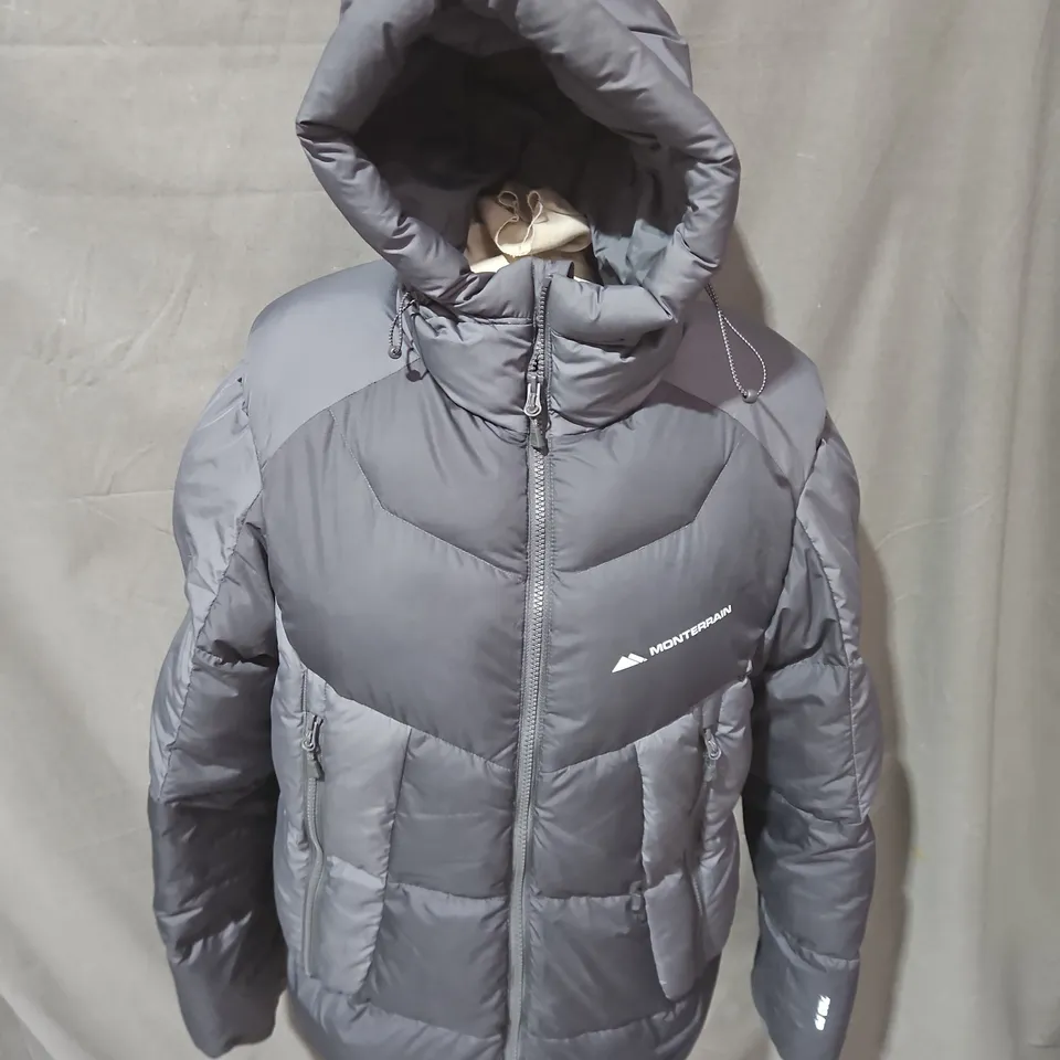 MONTERRAIN 700FP COAT IN GREY - MEDIUM