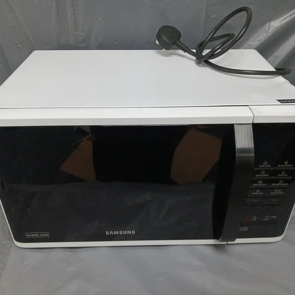 BOXED SAMSUNG MS23K3513AW/EU SOLO 23-LITRE MICROWAVE OVEN - WHITE RRP £139