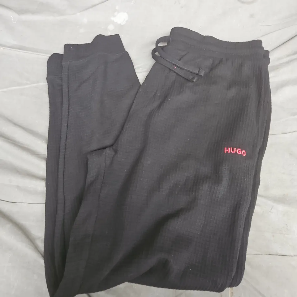 HUGO BOSS AUSTIN JOGGERS IN BLACK - LARGE