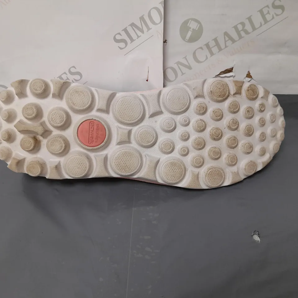 SKECHERS GO WALK PINK TRAINERS SIZE 7