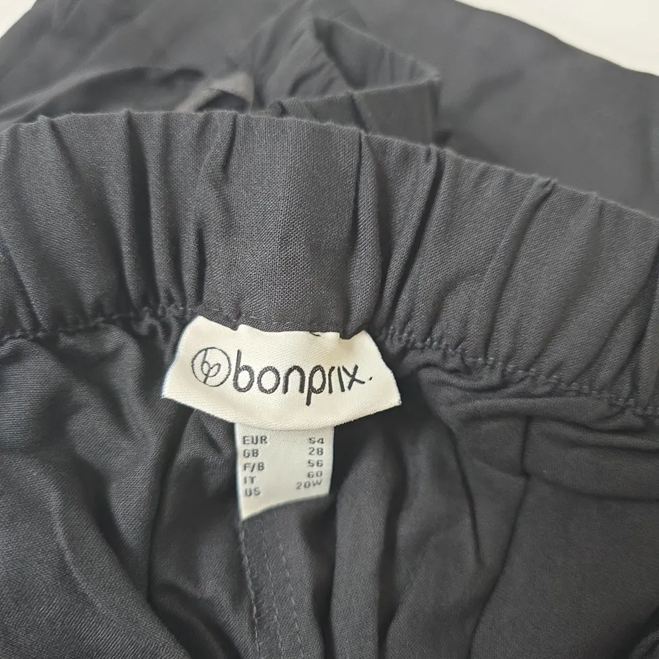 BONPRIX BLACK WOMEN'S WIDE LEG TROUSERS, UK 28 (EU 56, US 20W)