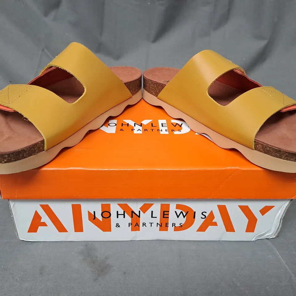 BOXED PAIR OF JOHN LEWIS ANYDAY LIMES OPEN TOE SANDALS IN MULTI ORANGE SIZE 6