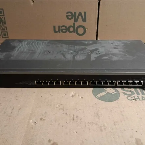 NETGEAR PROSAFE XS716T 16-PORT GIGABIT ETHERNET SMART SWITCH