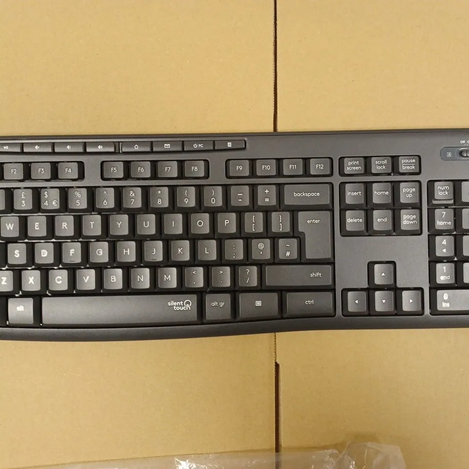 LOGITECH COMBORITE MK295 SILENT-TOUCH WIRELESS KEYBOARD - MISSING MOUSE