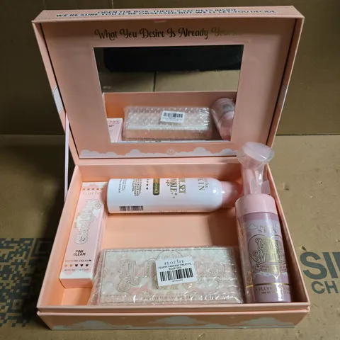 BOXED P.LOUISE FULFILLING DREAMS BEAUTY GIFT SET 
