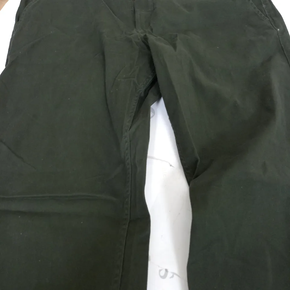 JACKS & JONES REGULAR FIT PANTS IN DARK GREEN - 34/30"
