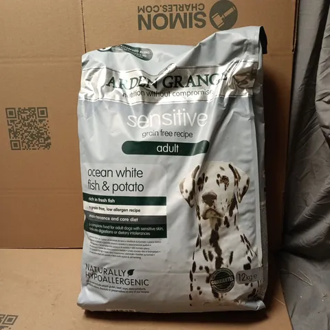 ARDEN GRANGE SENSITIVE GRAIN FREE RECIPE ADULT OCEAN WHITE FISH AND POTATO 12KG DOGS
