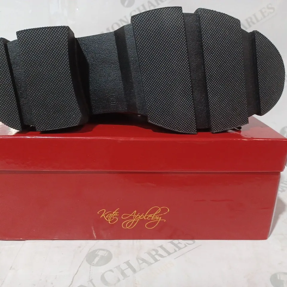 BOXED PAIR OF KATE APPLEBY CHUNKY ANKLE BOOT SIN WARM HONEY SIZE 6