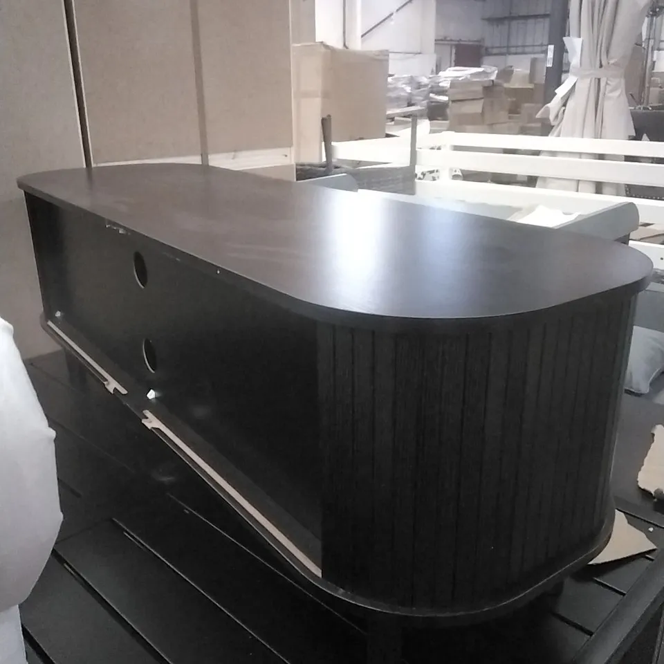 BLACK FLUTED OVAL TV STAND