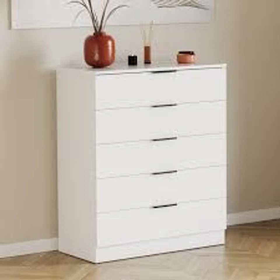 BOXED VIDA TREGA 5 DRAWER CHEST - WHITE (1 BOX)