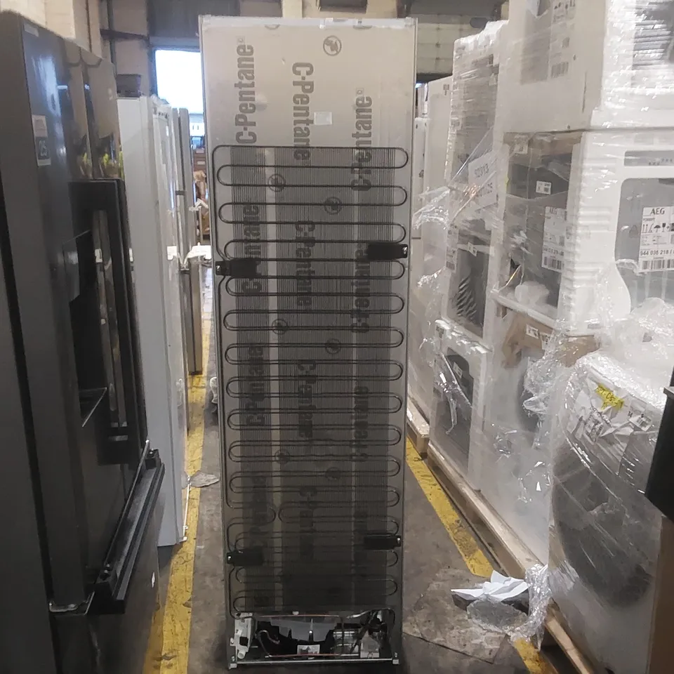 BOSCH KIN96VFD0 SERIES 4 INTEGRATED 70/30 FROST FREE FRIDGE FREEZER