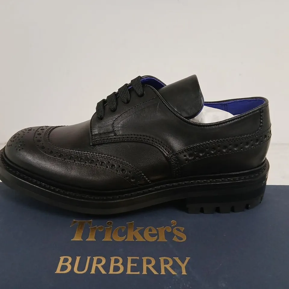 BURBERRY TRICKER'S BLACK LEATHER DERBY SHOES, UK 5