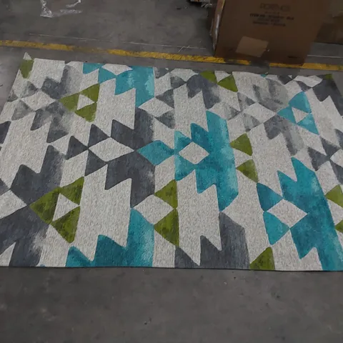 SMART HALI RUG // SIZE: 160 X 230cm