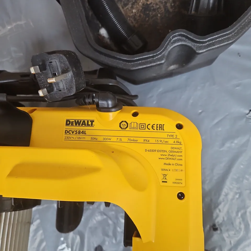 DEWALT DCV584L 7.5L WET/DRY VACUUM – YELLOW