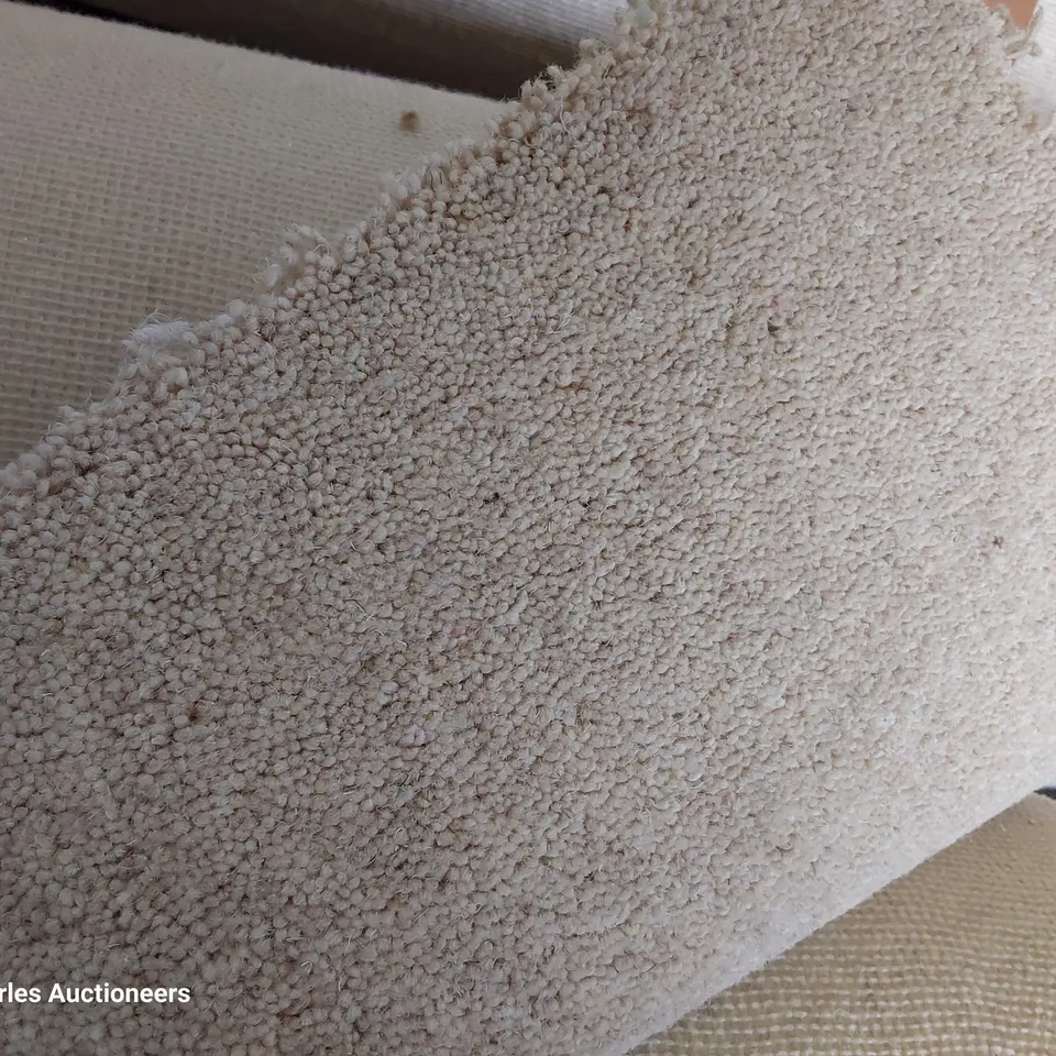 ROLL OF QUALITY ELITE MALHAM CARPET APPROXIMATELY 5M × 2.08M