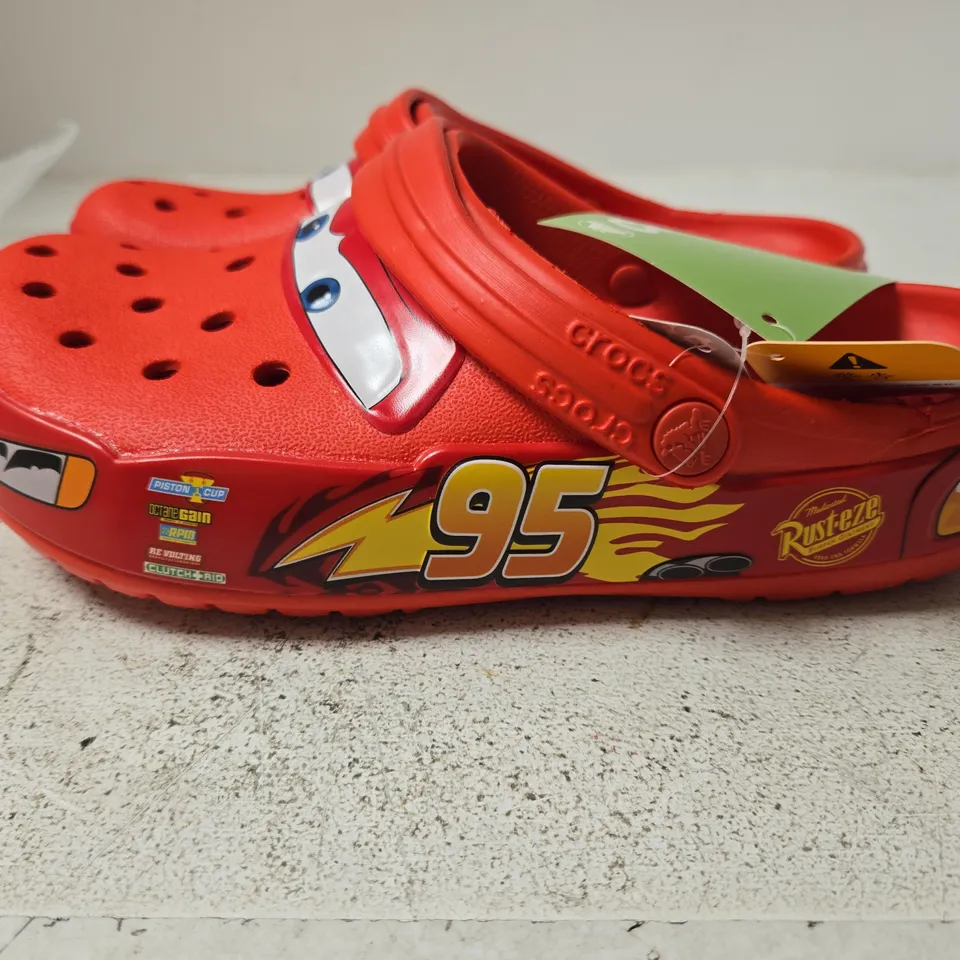 CROCS CROCBAND RELAXED FIT KIDS’ SHOES - RED LIGHTNING MCQUEEN (CARS) - UK M6 / W7