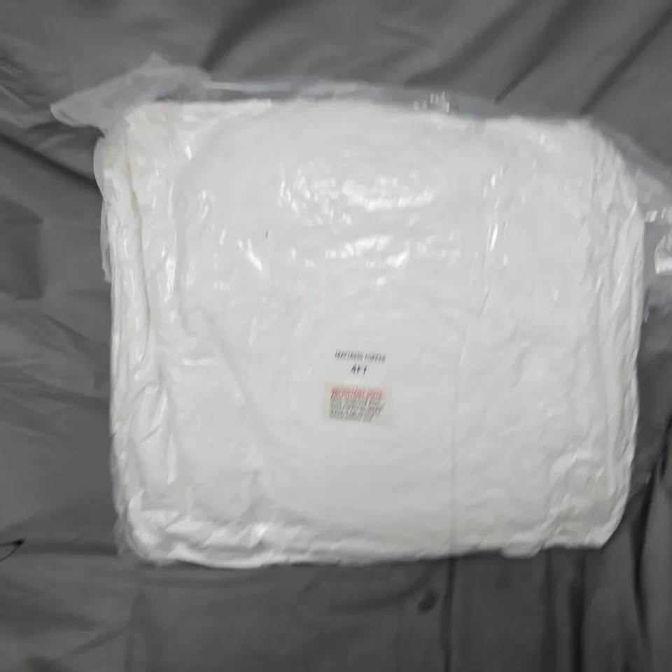 bagged 4ft mattress topper win white 