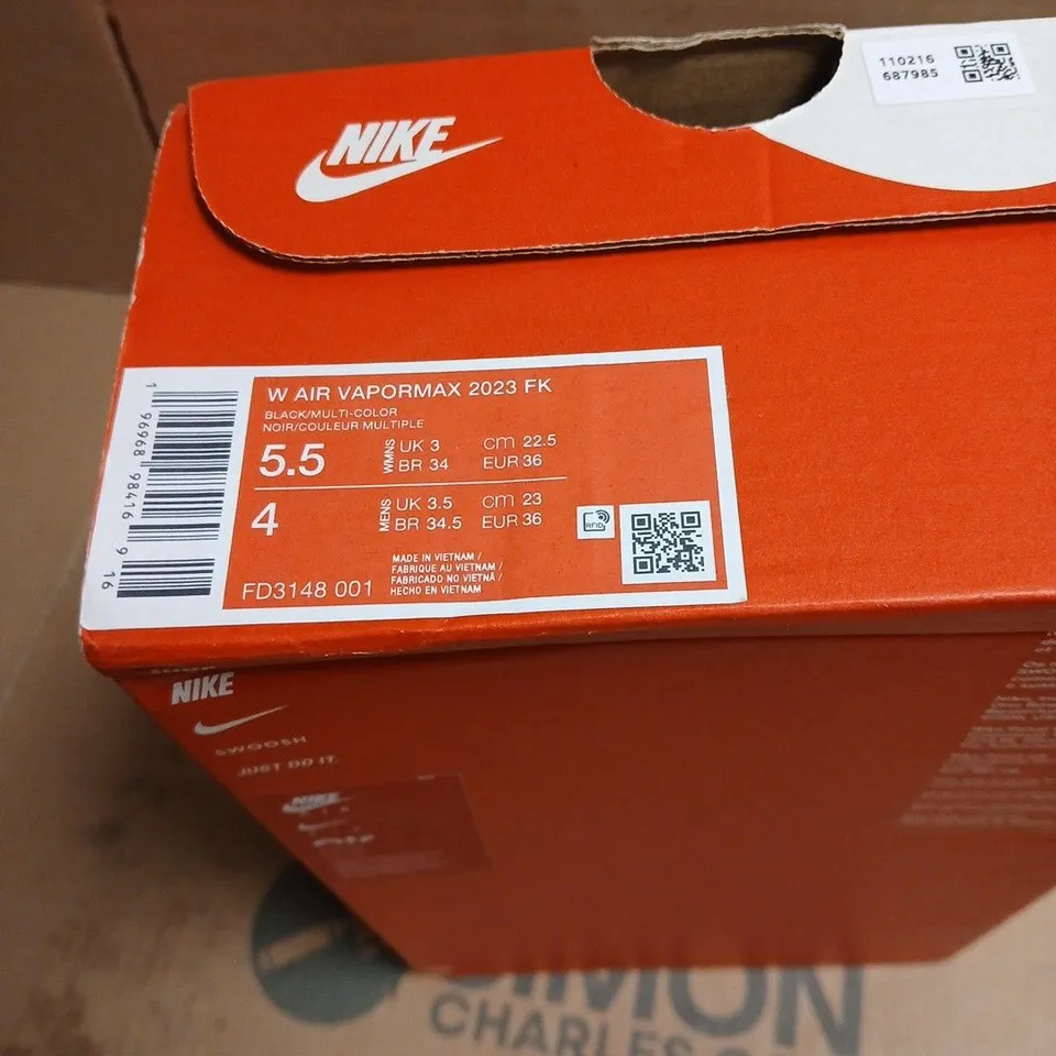 NIKE RUNNING SHOES AIR VAPORMAX – BLACK, WOMANS UK 3 BOXED