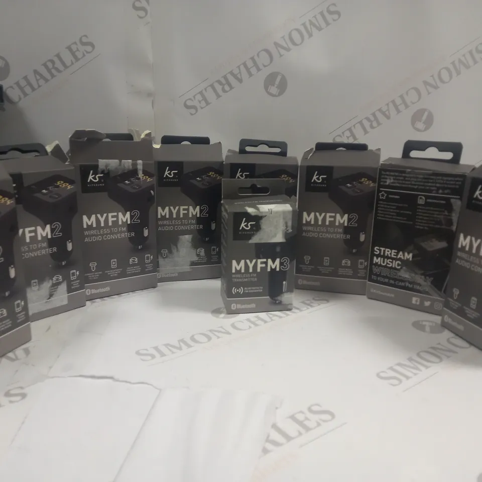 APPROXIMATELY 9 KITSOUND PRODUCTS TO INCLUDE 8 MYFM2, 1 MYFM3