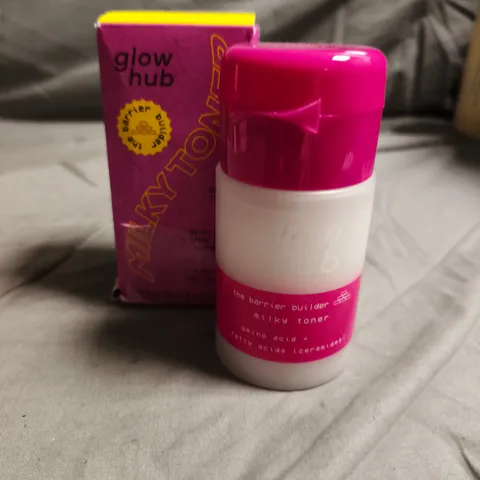 GLOW HUB THE BARRIER BUILDER MILKY TONER