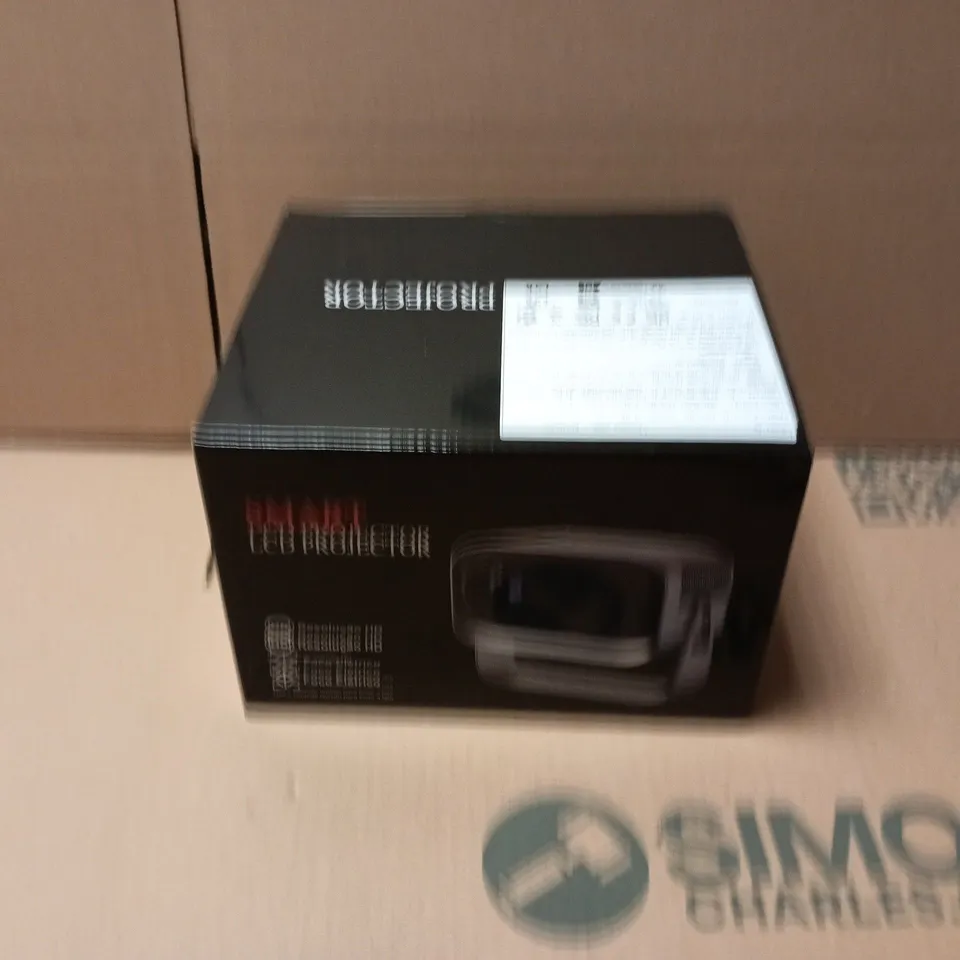 BOXED SMART LCD PROJECTOR