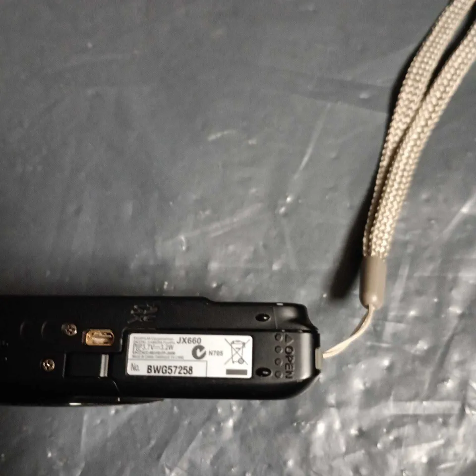 FUJIFILM JX660 16.0MP DIGITAL CAMERA