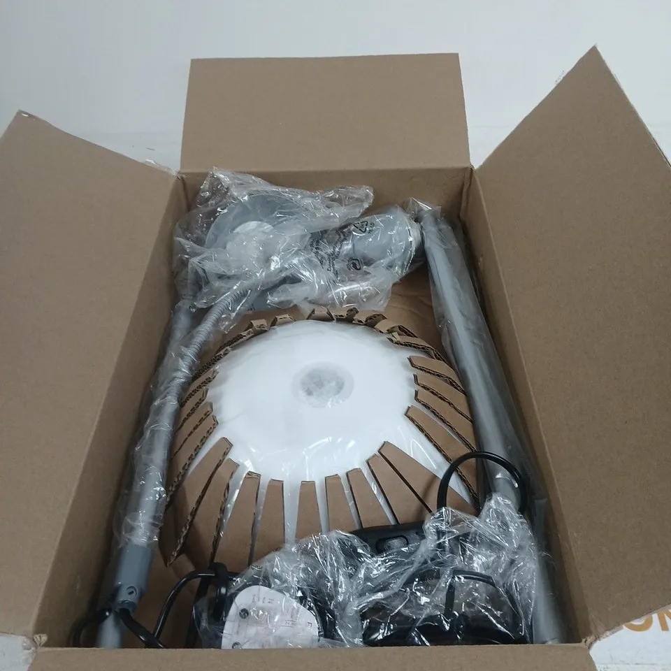 NOVA FLOOR LAMP BOXED