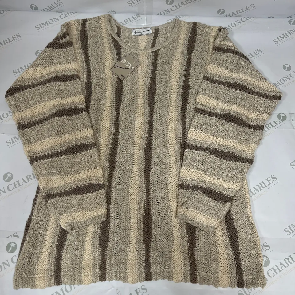 18 AS NEW BAGGED V-NECK KNITTED SWEATSHIRTS IN BEIGE IN VARIOUS SIZES 