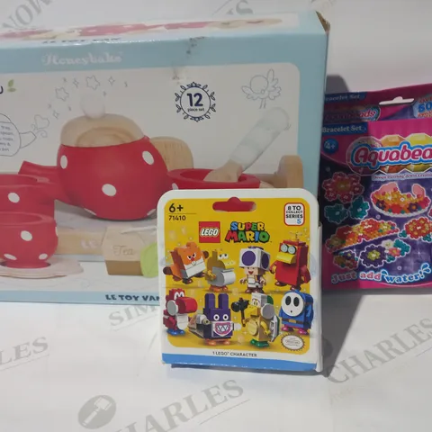 BOX OF APPROXIMATELY 10 ASSORTED TOYS AND GAMES TO INCLUDE HONEYBAKE TEA SET, LEGO SUPER MARIO CHARACTER, AQUABEADS, ETC
