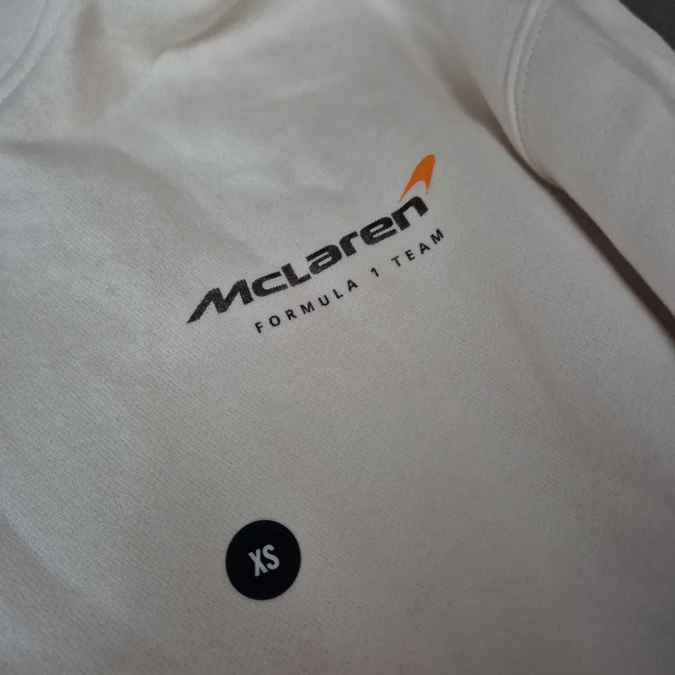 HOLLISTER MCLAREN BOXY FIT HOODIE IN WHITE - XS