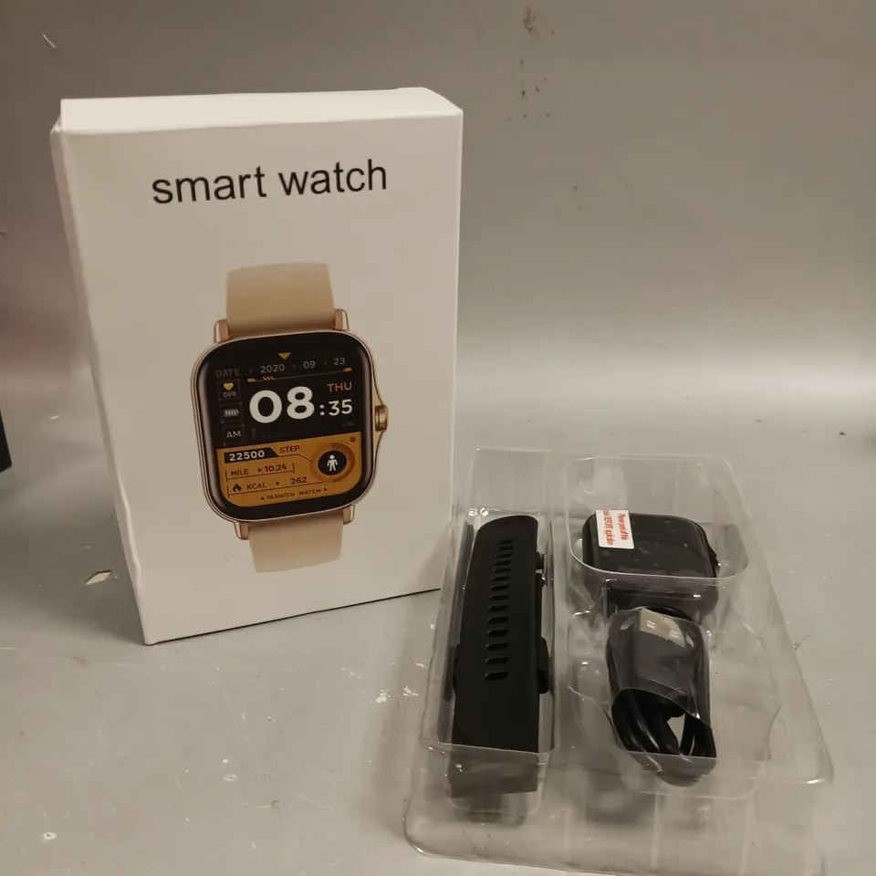 BOXED UNBRANDED RUBBER STRAP SMARTWATCH IN BLACK 
