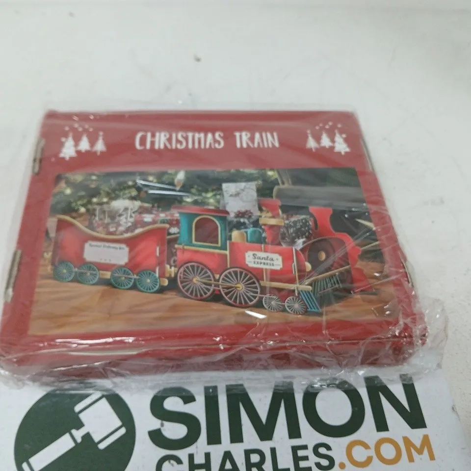 VINTAGE RED BUILD YOUR OWN TRAIN – CHRISTMAS TRAIN MOTIF