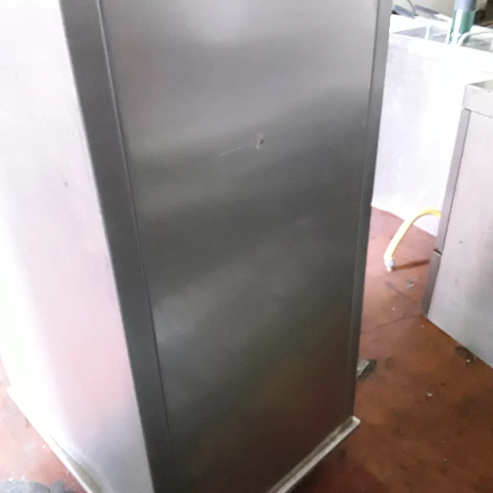 LOCKWOOD 16 SHELF WHEELED STORAGE UNIT