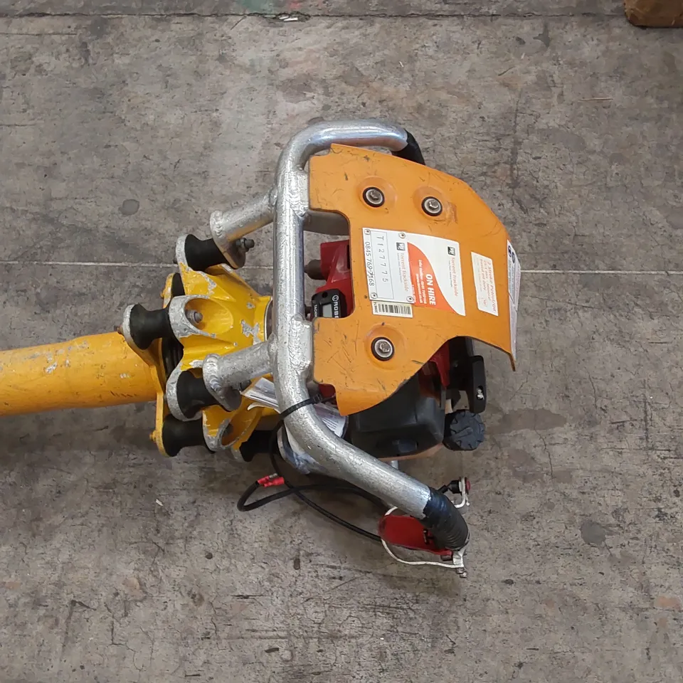 ROBEL 62.05 2 STROKE VERTICAL TAMPER - RAILWAY MAINTENANCE TOOL