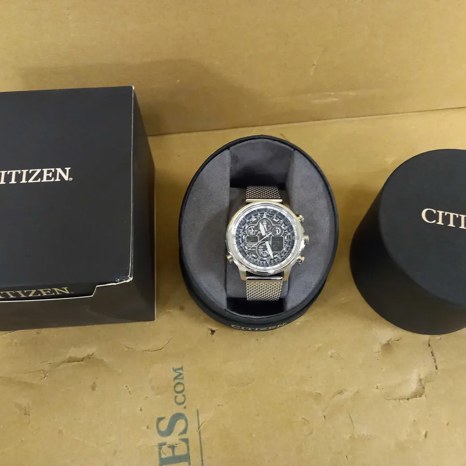 BOXED CITIZEN NAVIHAWK AT WRIST WATCH