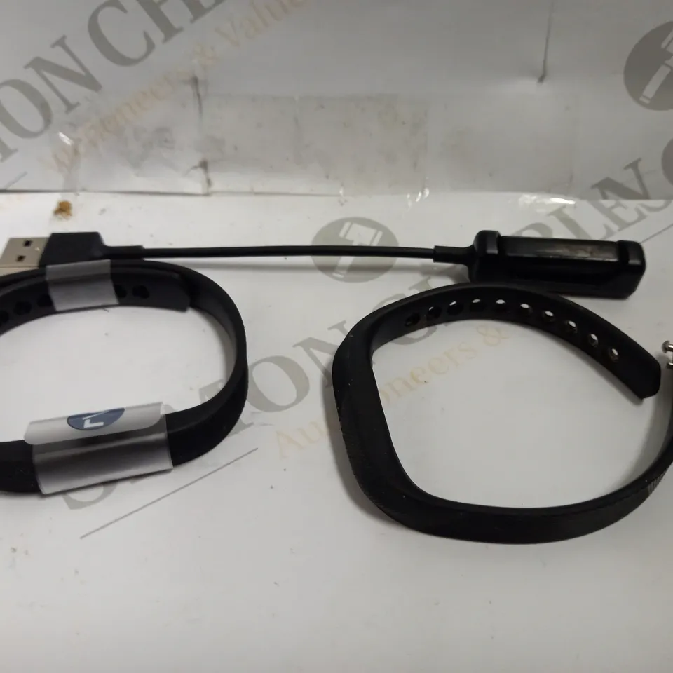 FITBIT FLEX 2 FITNESS TRACKER - BLACK