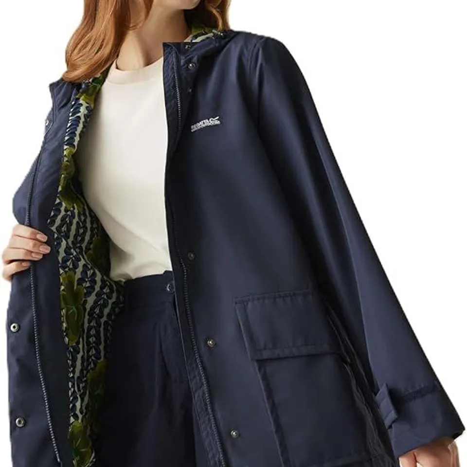 BRAND NEW REGATTA WOMENS ORLA KIELY SWING III WATERPROOF JACKET IN NAVY - 10