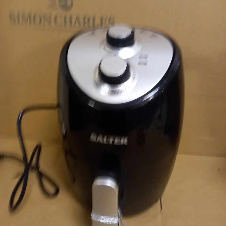 SALTER EK2817 COMPACT HOT AIR FRYER 
