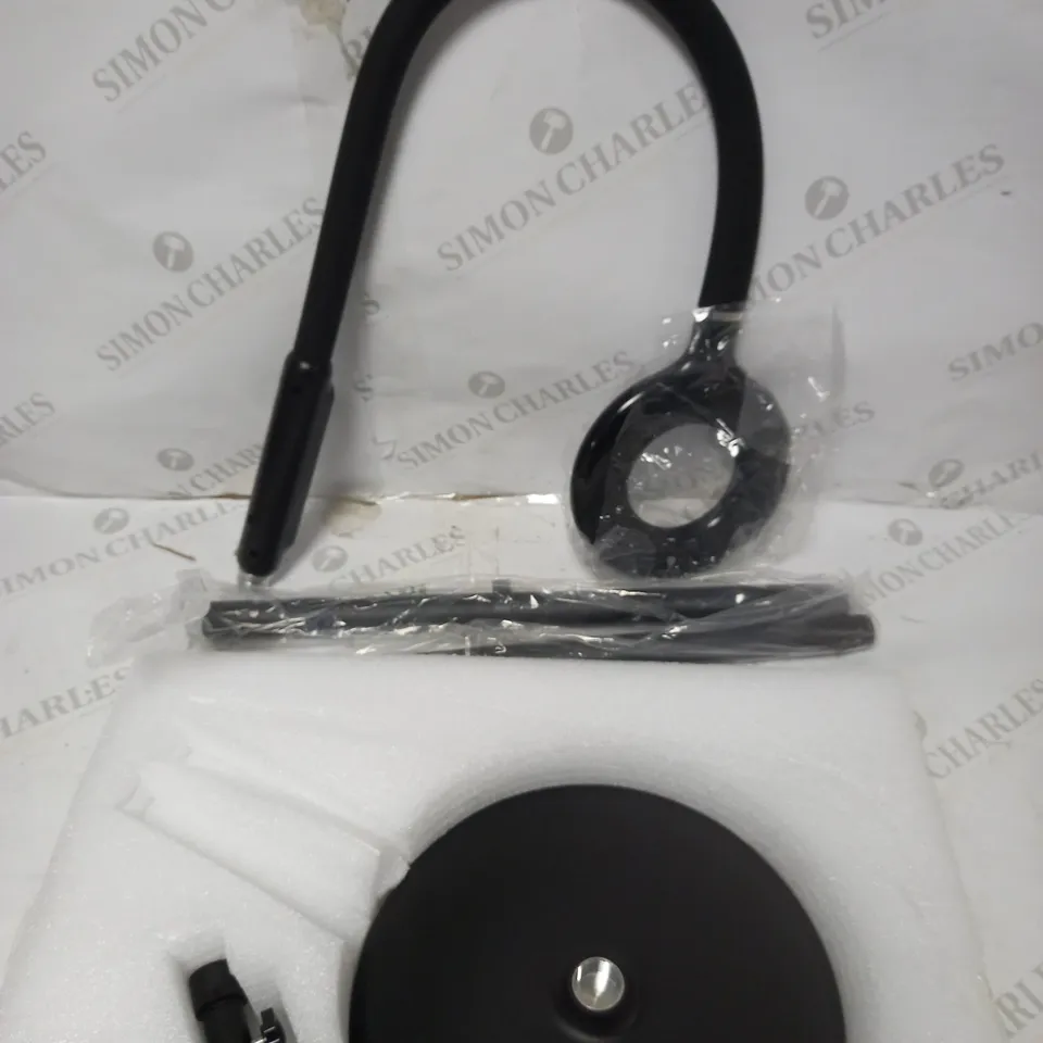 THE DAYLIGHT COMPANY MULTIPLEX 3-IN-1 LAMP