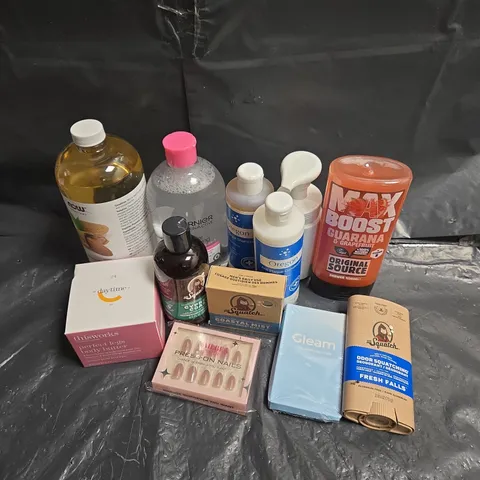 APPROXIMATEY 20 ASSORTED HEALTH AND BEAUTY PRODUCTS TO INCLUDE - THIS WORKS PERFECT LEGS BODY BUTTER - DR SQUATCH SOAP - PRESS ON NAILS - ETC