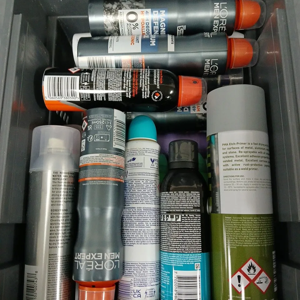 APPROXIMATELY 15 ASSORTED AEROSOL ITEMS TO INCLUDE DRY SHAMPOO, SHAVE FOAM, DEODORANT ETC - COLLECTION ONLY