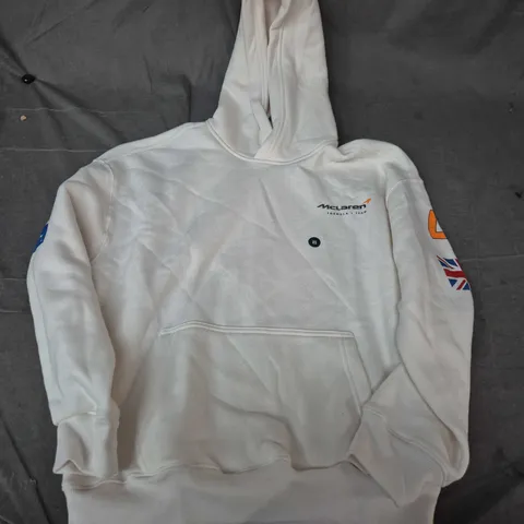 HOLLISTER MCLAREN BOXY FIT HOODIE IN WHITE - XS